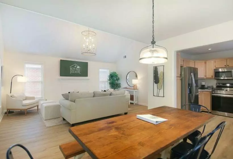 Renovated Charleston Oasis Mins To Dtwn And Beach