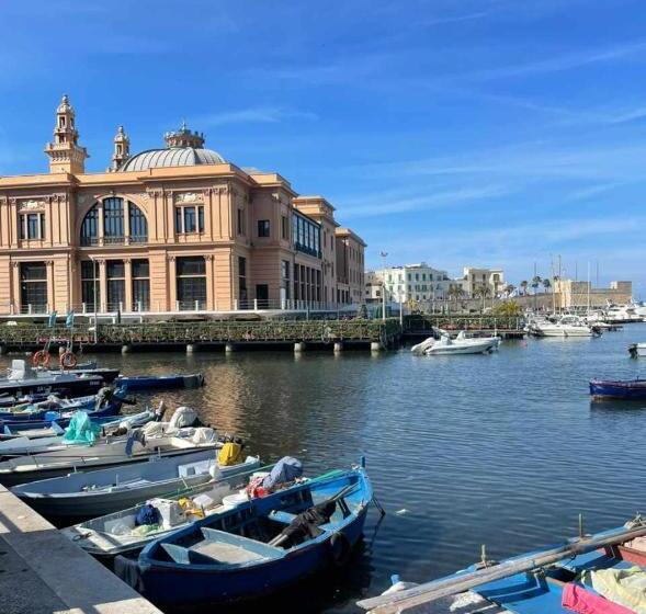 ベッドアンドブレックファースト Home Sweet Home