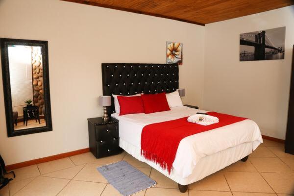 Bed & Breakfast The Catwalk Lodge