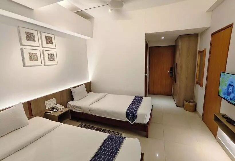 هتل Nandini