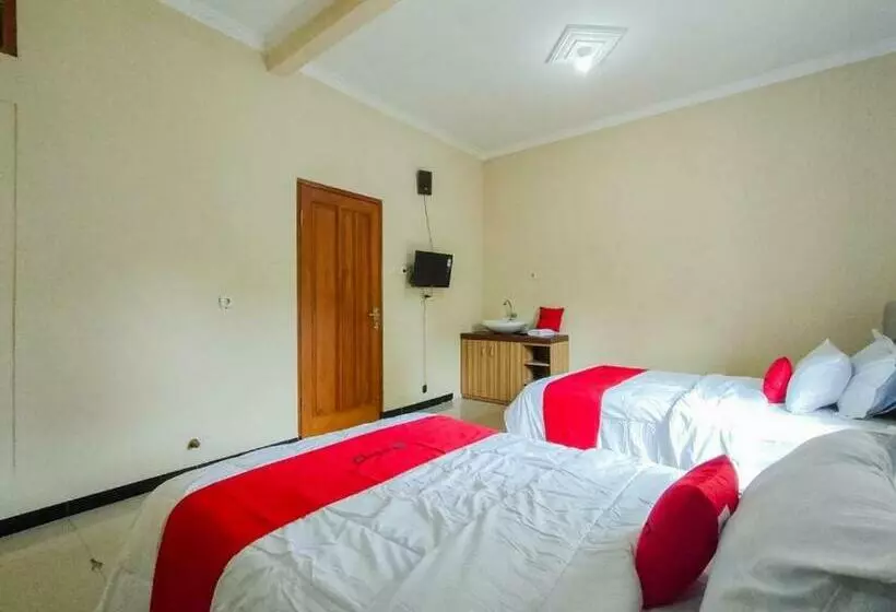 Hotelli Reddoorz @ Kisaran Kota