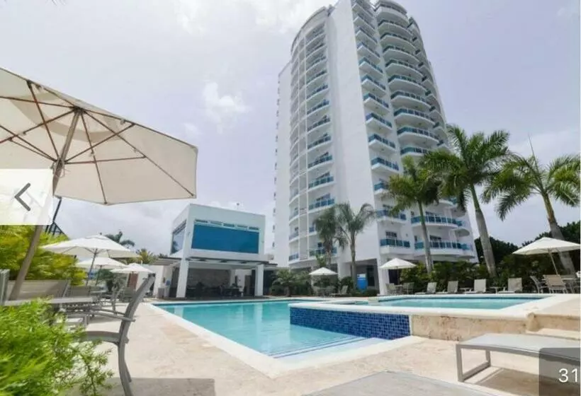 Lujoso Apto De Playa Piscina Jacuzzi