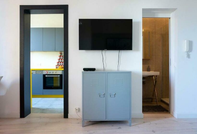 Modern Appartment In The Heart Of Cap D Antibes