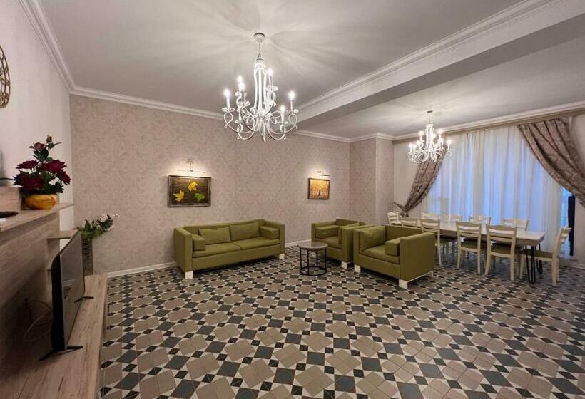 Qafqaz Suite Riverside Villa