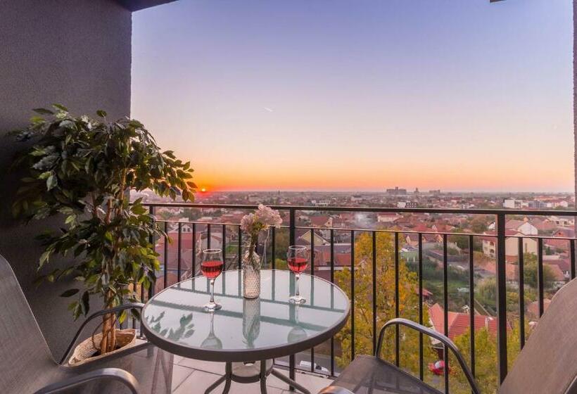 Talida S Apartment Colorful And Brightnes