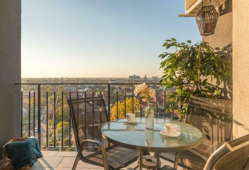 Talida S Apartment Colorful And Brightnes