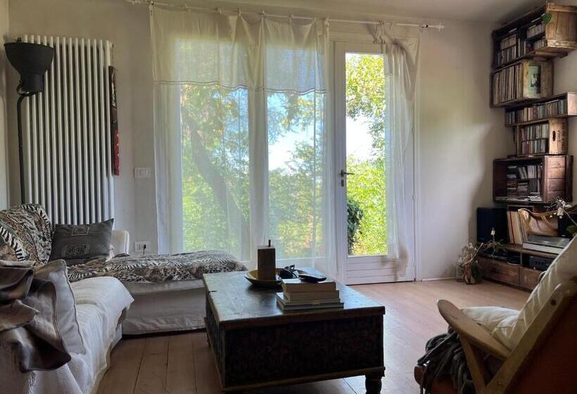 Bed and Breakfast Cottage A 5 Minuti Dal Mare