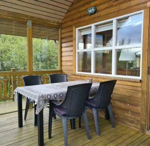 Cozy Cottage In Icelandic Nature With Hot Tub
