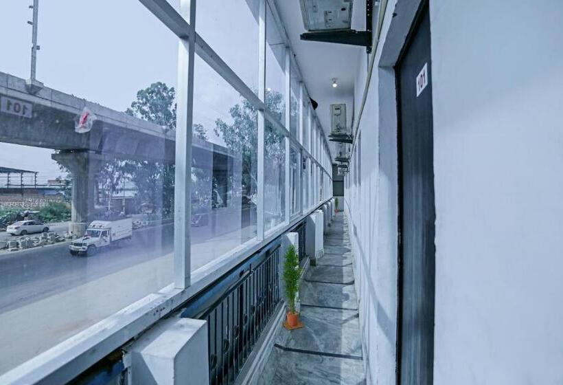 בית מלון כפרי Flagship 93324  Vivaan Grand