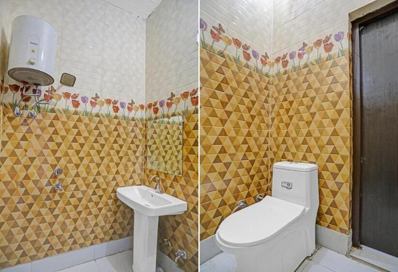 בית מלון כפרי Flagship 93324  Vivaan Grand