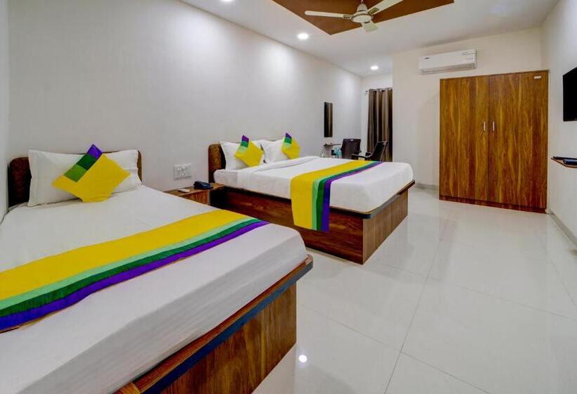 Отель O Grand Executive