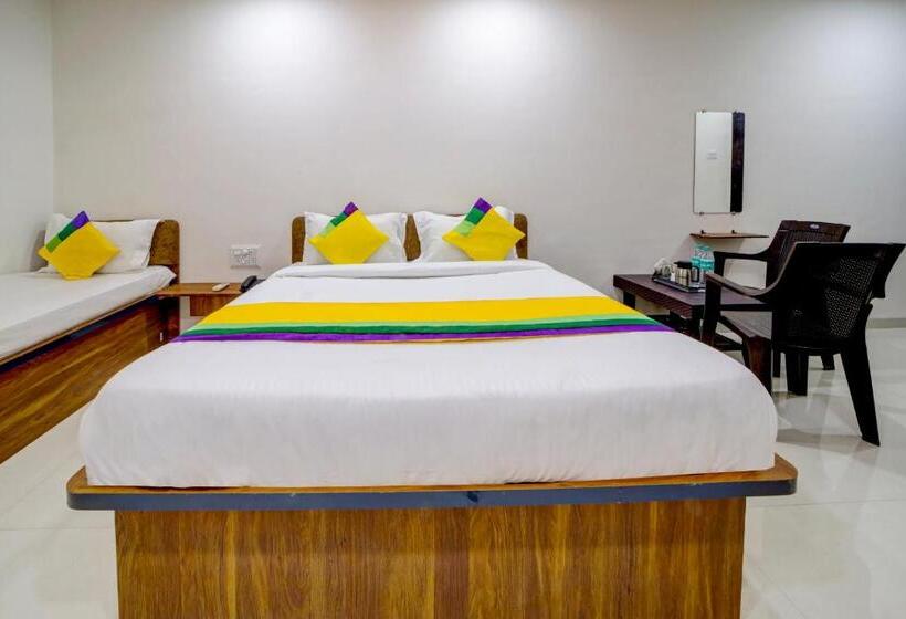 Отель O Grand Executive