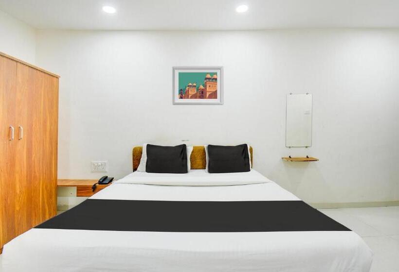 Отель O Grand Executive