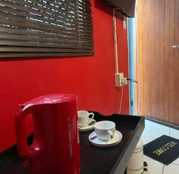 پانسیون Grey House Lodge