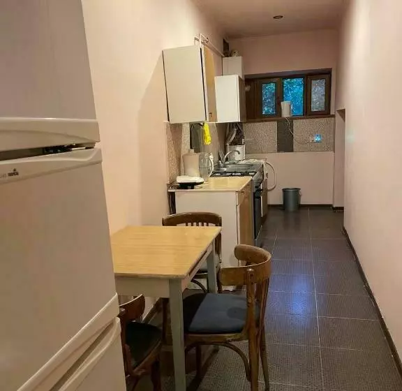 پانسیون House 56