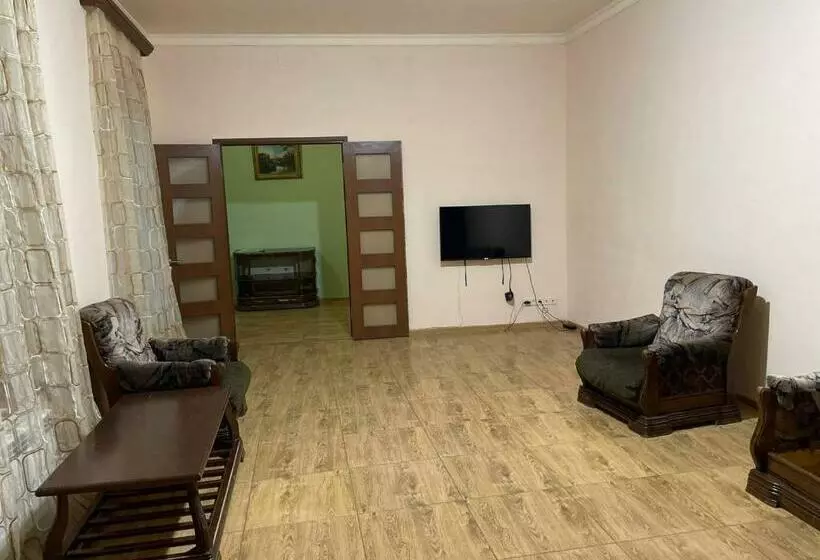 پانسیون House 56