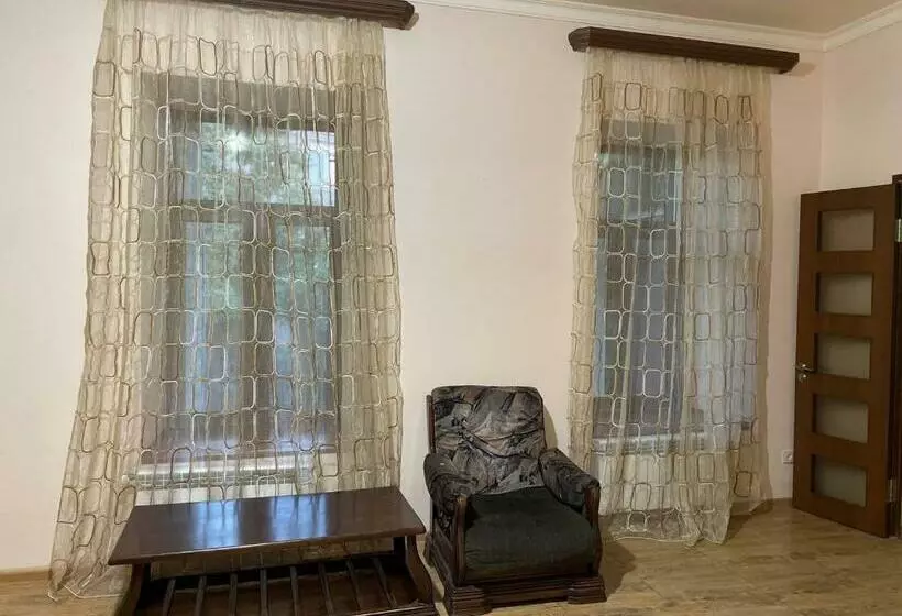 پانسیون House 56