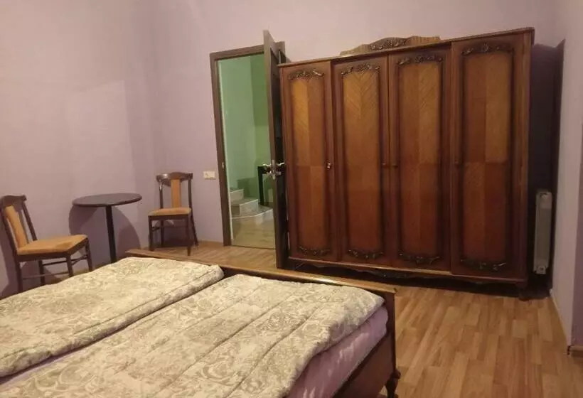 پانسیون House 56