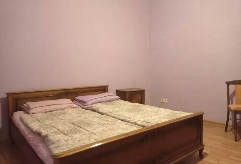 پانسیون House 56