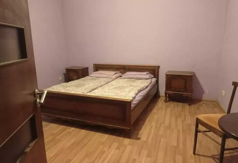 پانسیون House 56