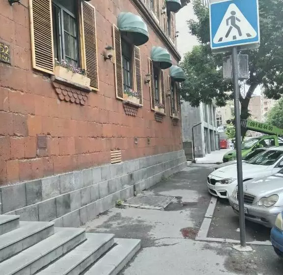 پانسیون House 56