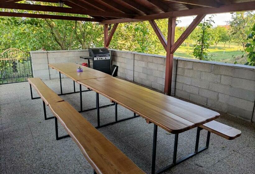 Vinný Sklep U Brodů