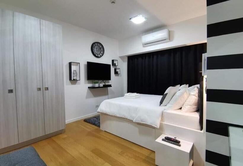 1br Condo With Rooftop Pool And Netflix