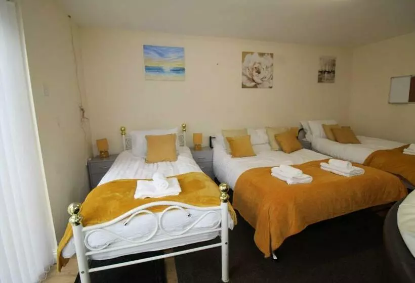 Annex At 29b St Ann S