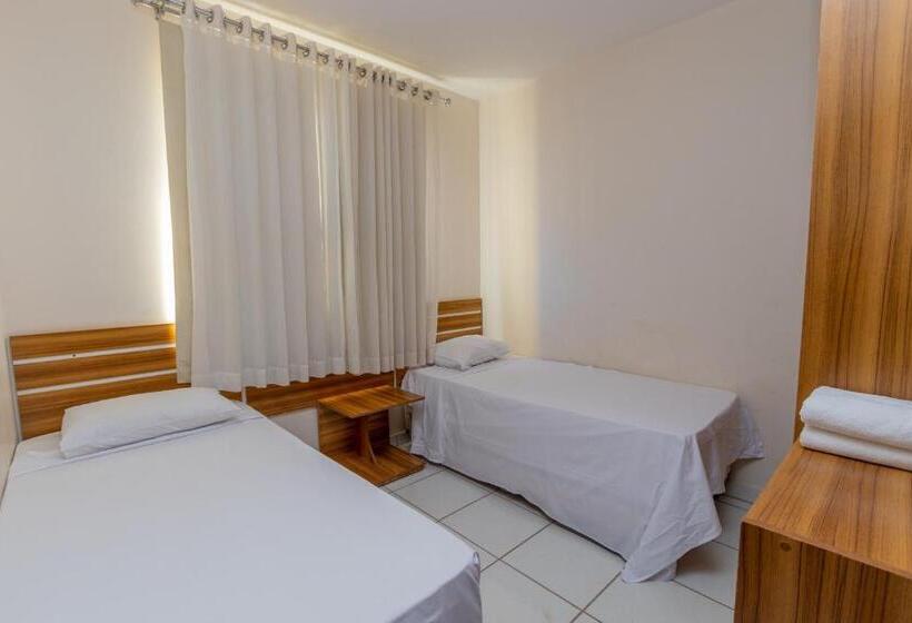 Hotel Toulon Flat Service