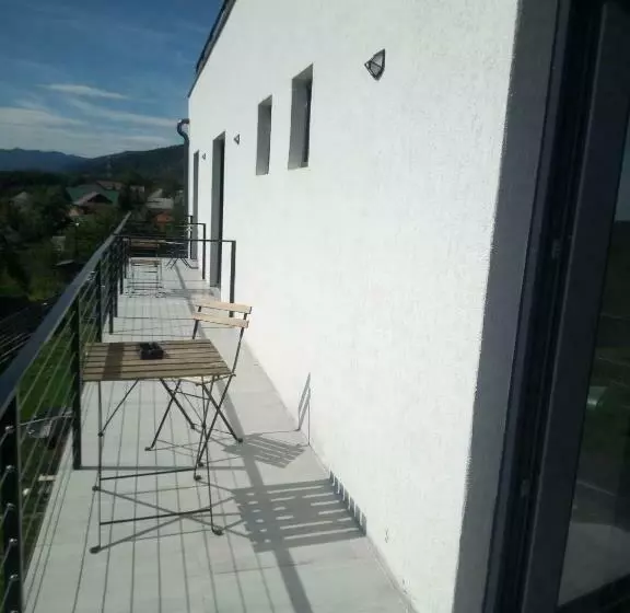 Majatalo Casa Prieteniei   Camere   3 Km Piatra Neamț