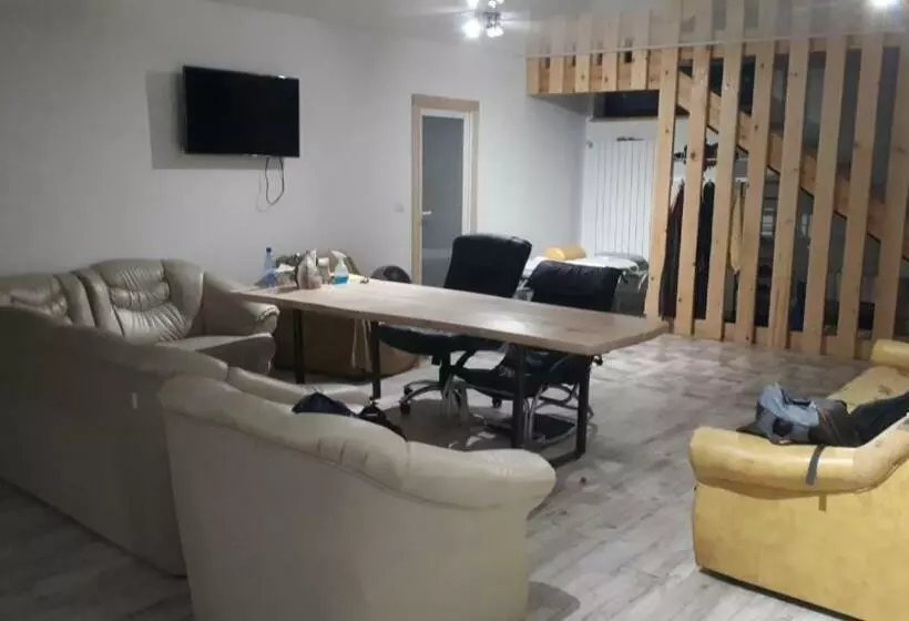 Majatalo Casa Prieteniei   Camere   3 Km Piatra Neamț