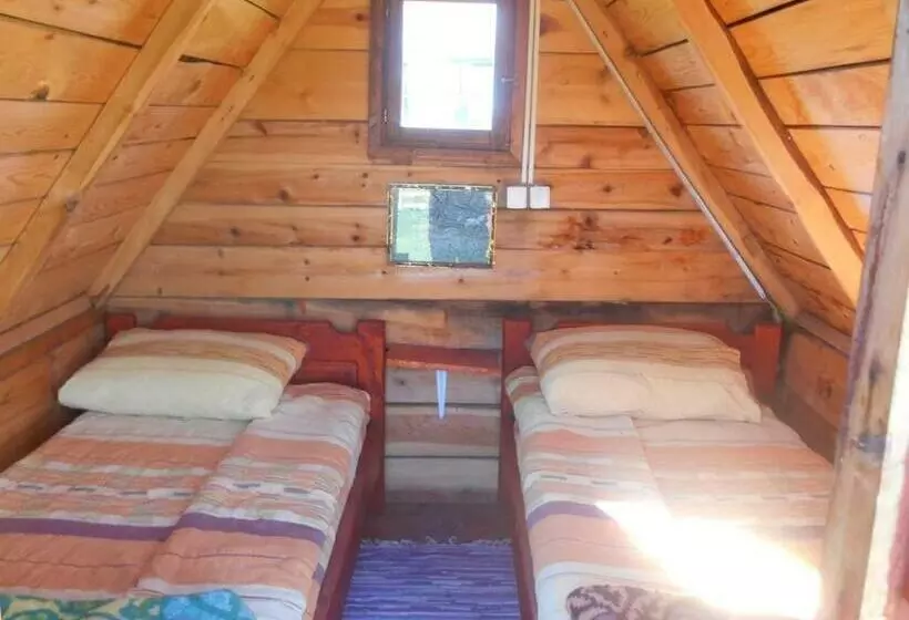 پانسیون Etno Selo Guest House Etno Village Trsa