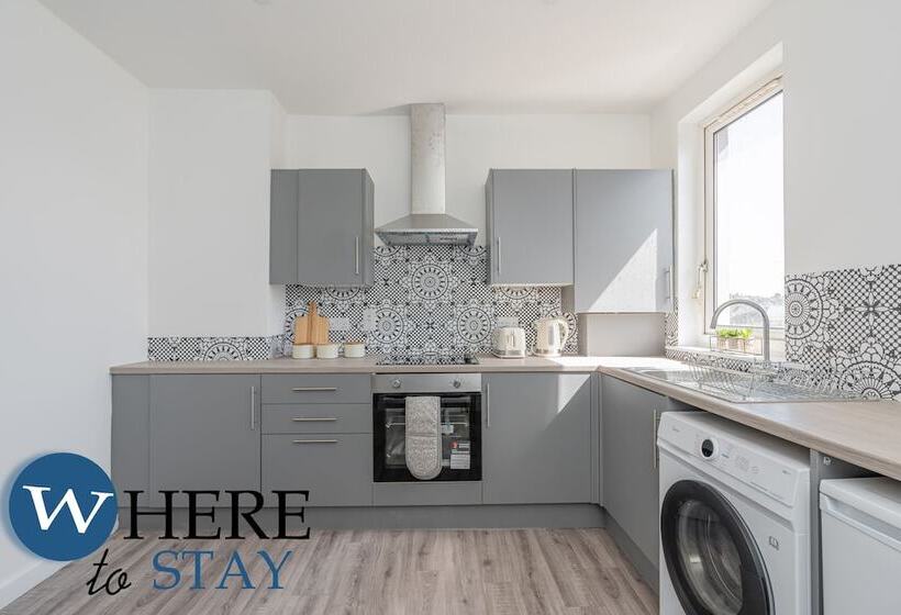 Apartment Beyond Forth Bridges   3bed Free Parking