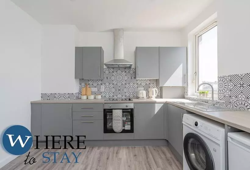 Apartment Beyond Forth Bridges   3bed Free Parking
