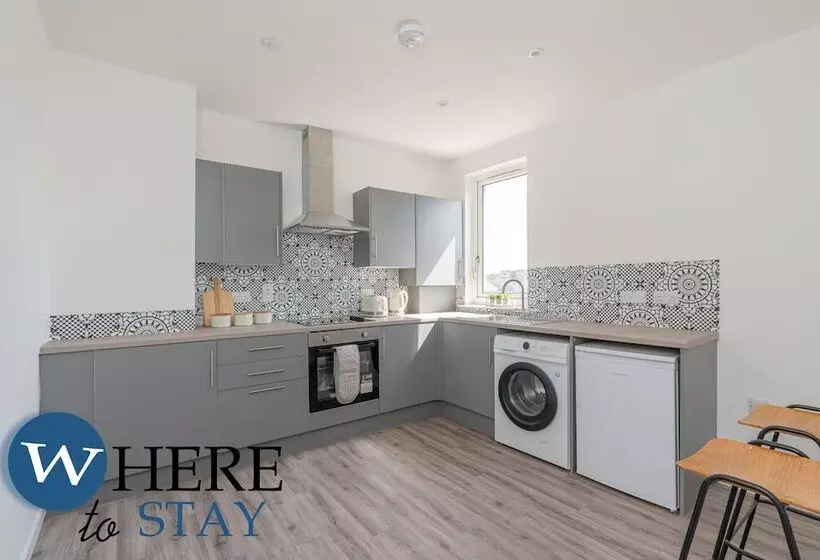 Apartment Beyond Forth Bridges   3bed Free Parking