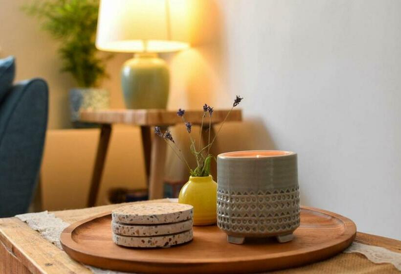 Cheerful 3 Bed Grade Ii Central Cottage