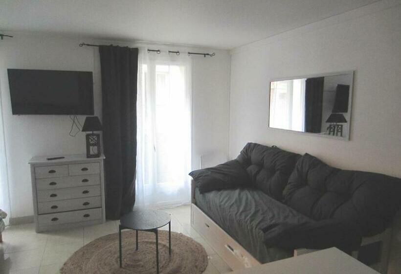 Dieppe, Location Studio Avec Terrasse à 1 Rue De La Plage Et1 Linge De Maison Fourni Et Lit Fait