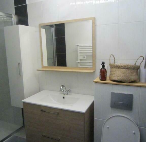 Dieppe, Location Studio Avec Terrasse à 1 Rue De La Plage Et1 Linge De Maison Fourni Et Lit Fait