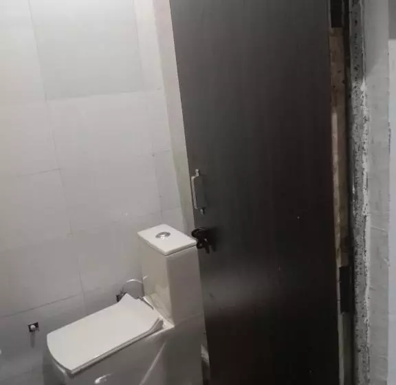 Hotelli Spot On 92658 Tannu Guest House
