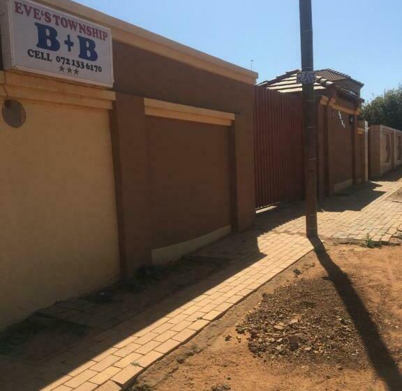 פנסיון Evehomestaybnb