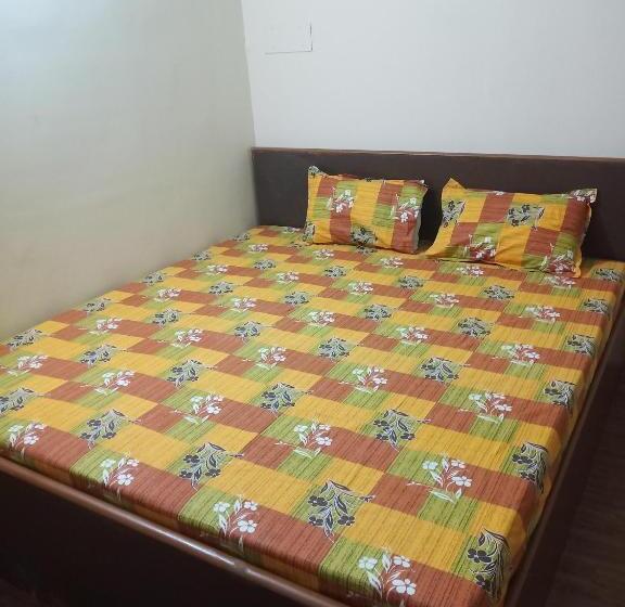 پانسیون Shine Inn 2