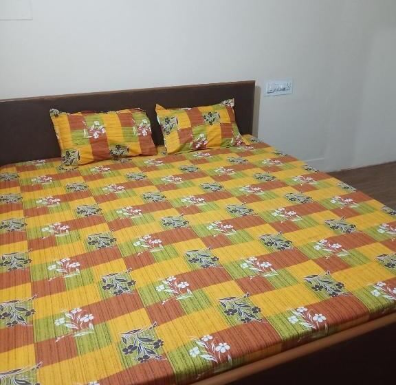 پانسیون Shine Inn 2