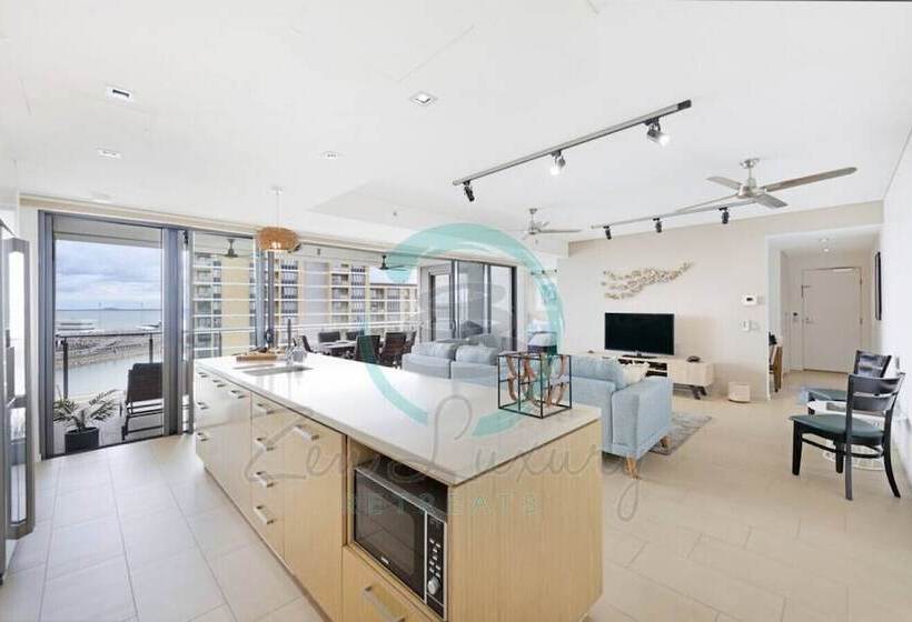 Sea Pearl Apartment At Waterfront