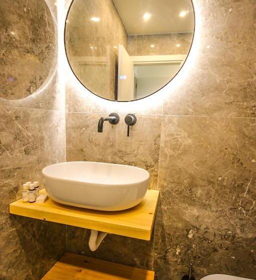 تختخواب و صبحانه Hercules Sea View