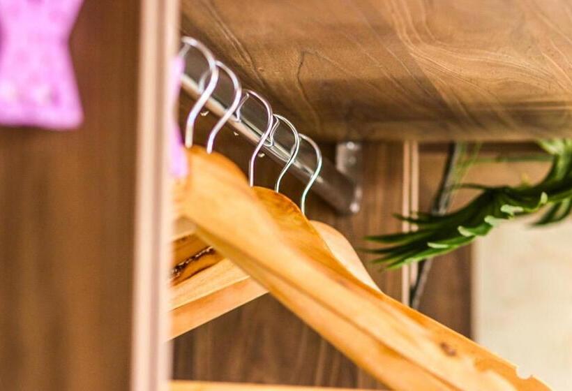 تختخواب و صبحانه Hercules Sea View