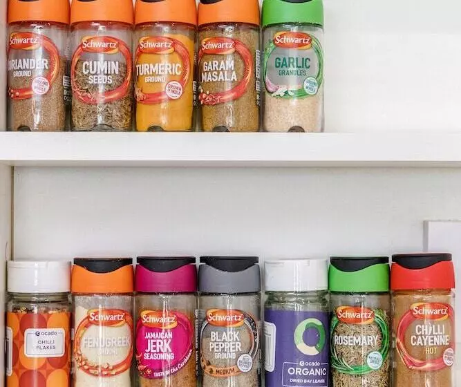 2 Bed Apartment Near Basildon Train Station