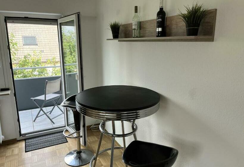 Terminal 49   Ferienwohnung In Stuttgart Airport Mit Terrasse