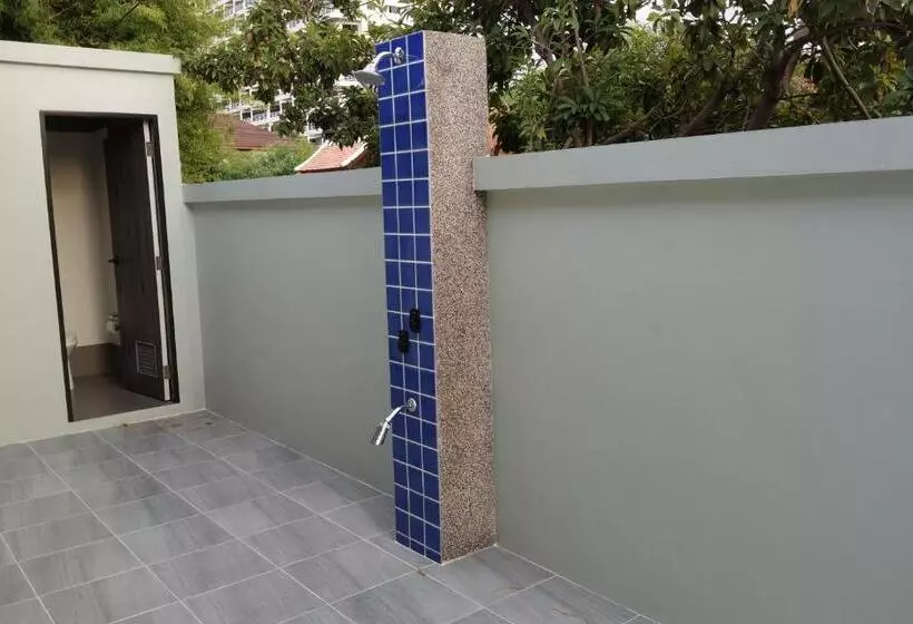 Private Pool Villa With Jacuzzi At Royal Park Village   Walk To The Beach   6 People   Max 3 Males