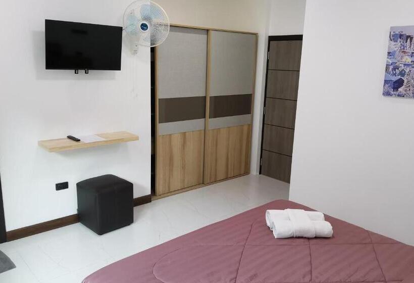 Private Pool Villa With Jacuzzi At Royal Park Village Walk To The Beach 6 People Max 3 Males