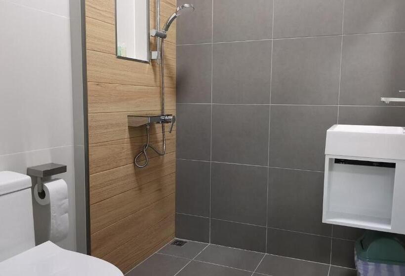 Private Pool Villa With Jacuzzi At Royal Park Village Walk To The Beach 6 People Max 3 Males